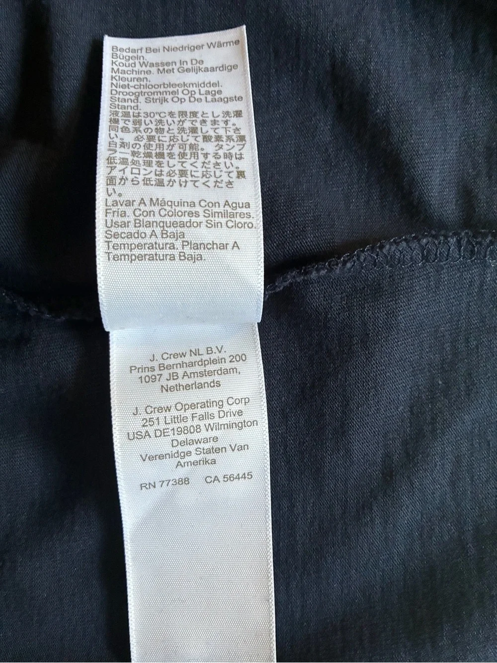 J. Crew Men’s Classic Crewneck Tee in Navy Blue. L. NWT.